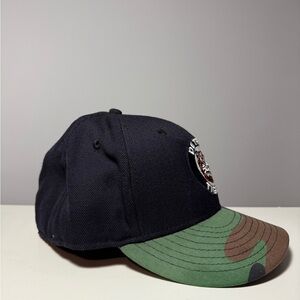 Throwback Men’s Detroit Tigers LDRS 90s Navy Baseball Cap with Camouflage Brim